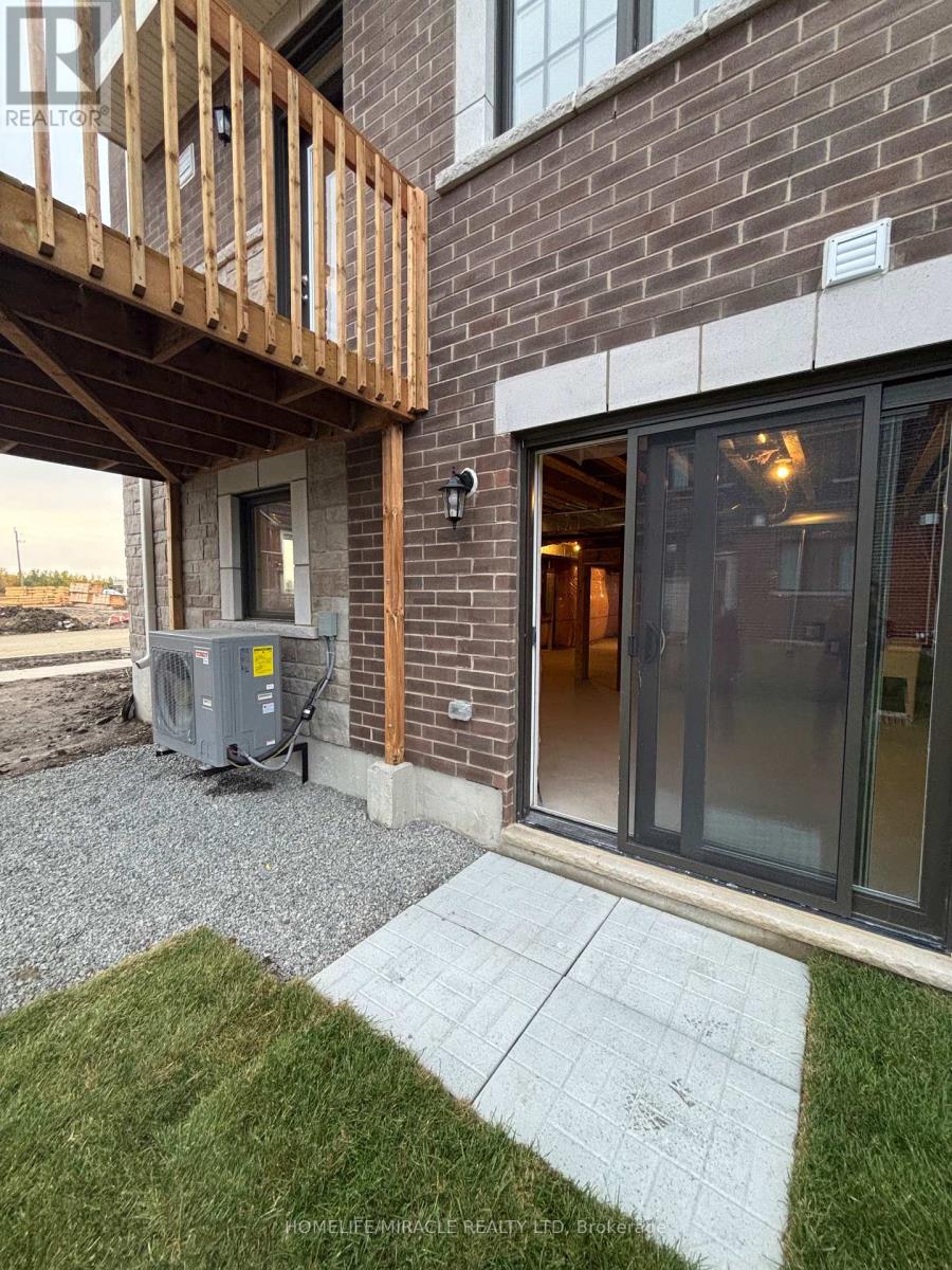 41 Lower Street, Barrie, Ontario  L9J 1B3 - Photo 36 - S12499534