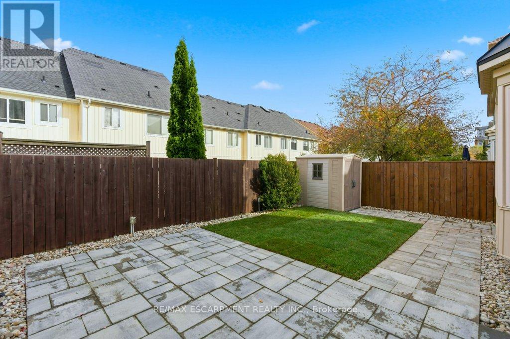 113 Thornlodge Drive, Hamilton (Waterdown), Ontario  L8B 0N4 - Photo 35 - X12499596