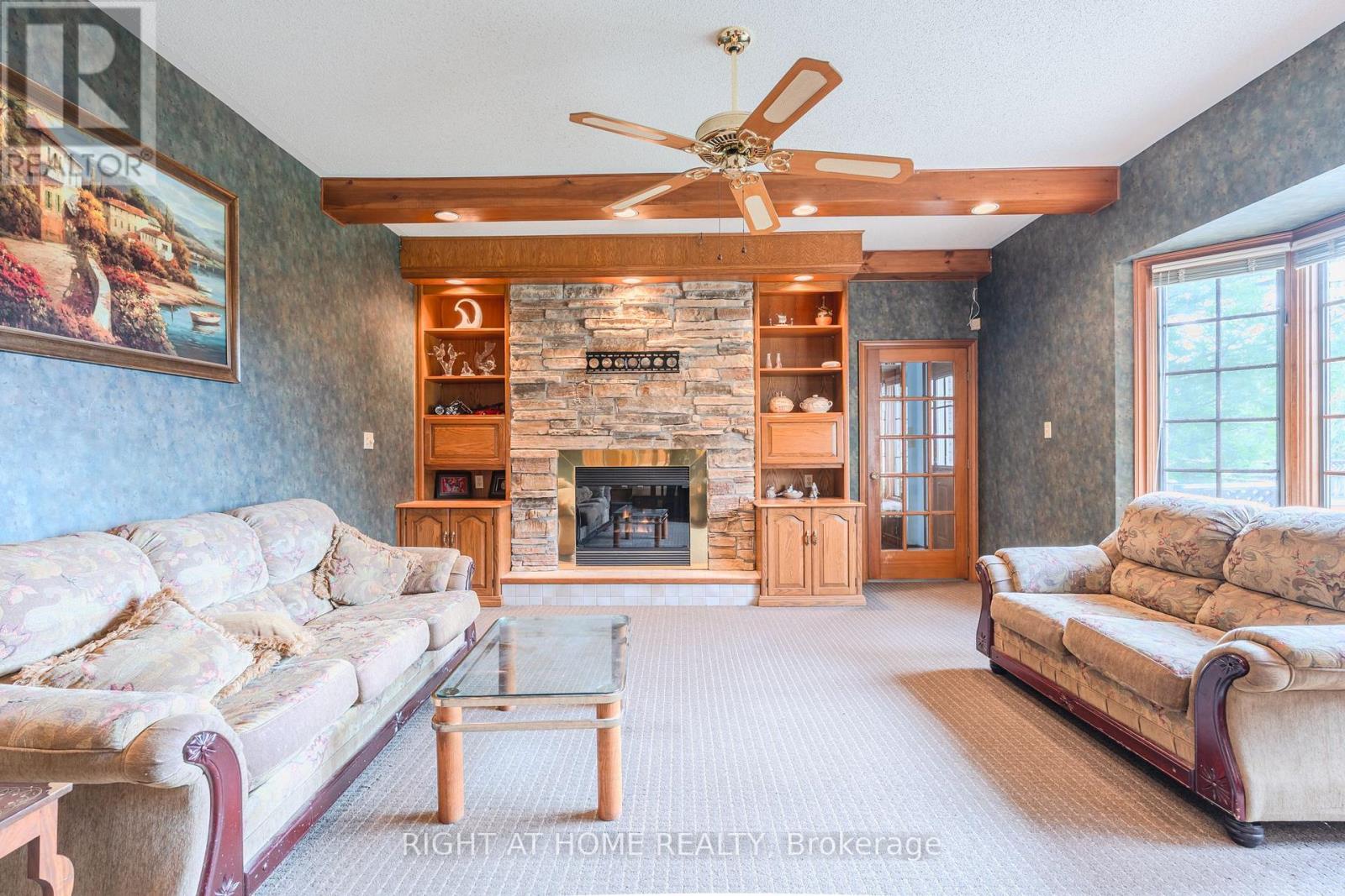 425 Golf Club Road, Hamilton, Ontario  L0R 1P0 - Photo 17 - X12499606