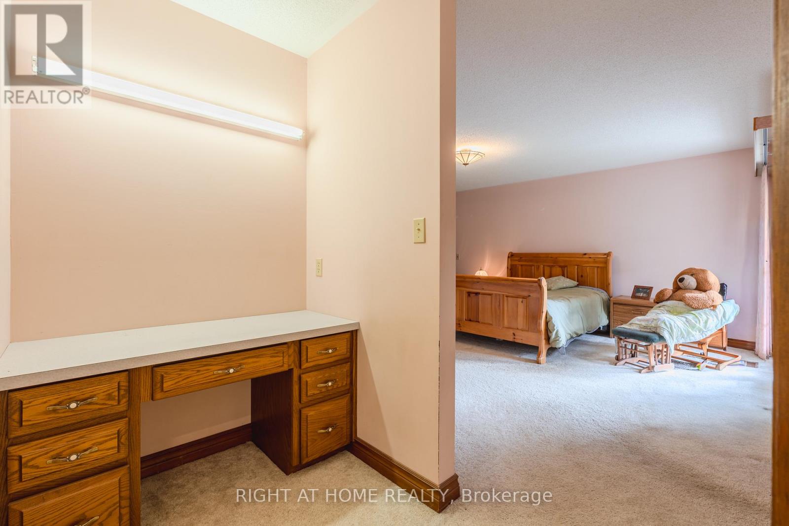 425 Golf Club Road, Hamilton, Ontario  L0R 1P0 - Photo 21 - X12499606