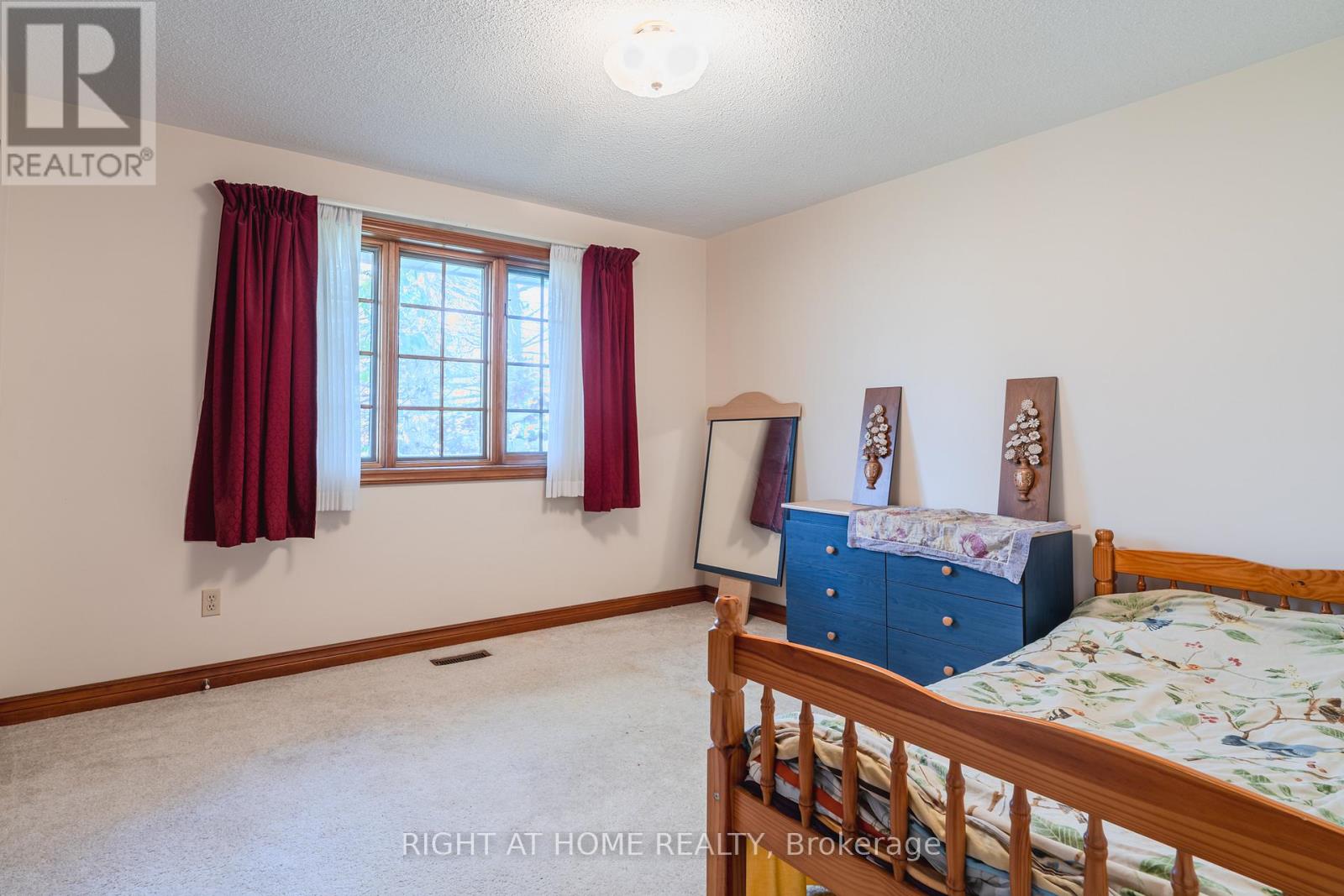 425 Golf Club Road, Hamilton, Ontario  L0R 1P0 - Photo 28 - X12499606