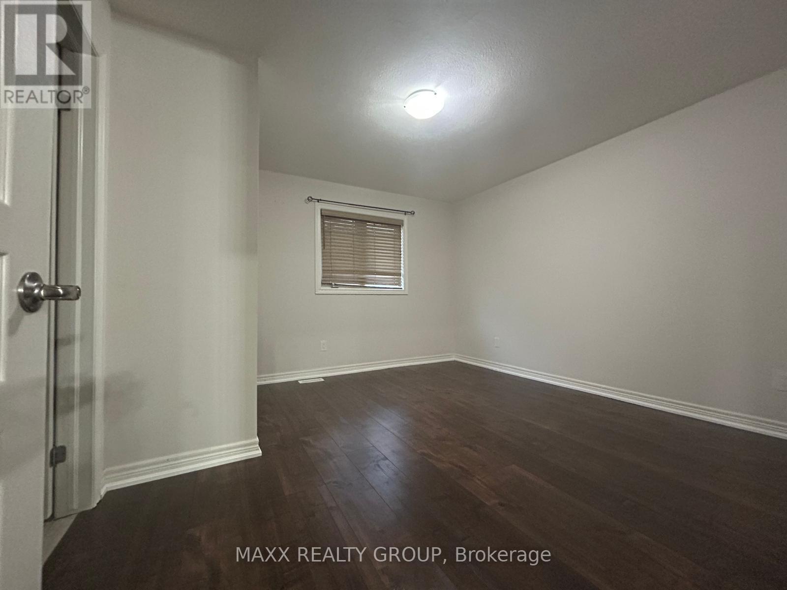 9334 Shoveller Drive, Niagara Falls, Ontario  L2H 0M3 - Photo 11 - X12499628