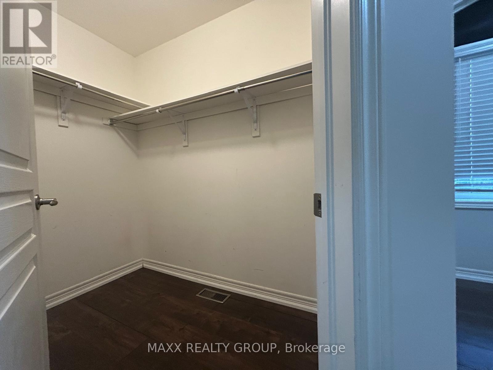 9334 Shoveller Drive, Niagara Falls, Ontario  L2H 0M3 - Photo 16 - X12499628