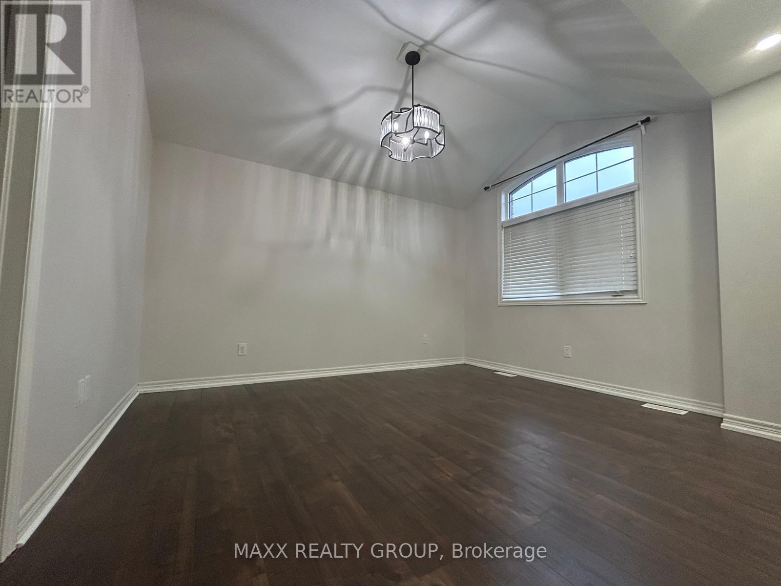 9334 Shoveller Drive, Niagara Falls, Ontario  L2H 0M3 - Photo 18 - X12499628