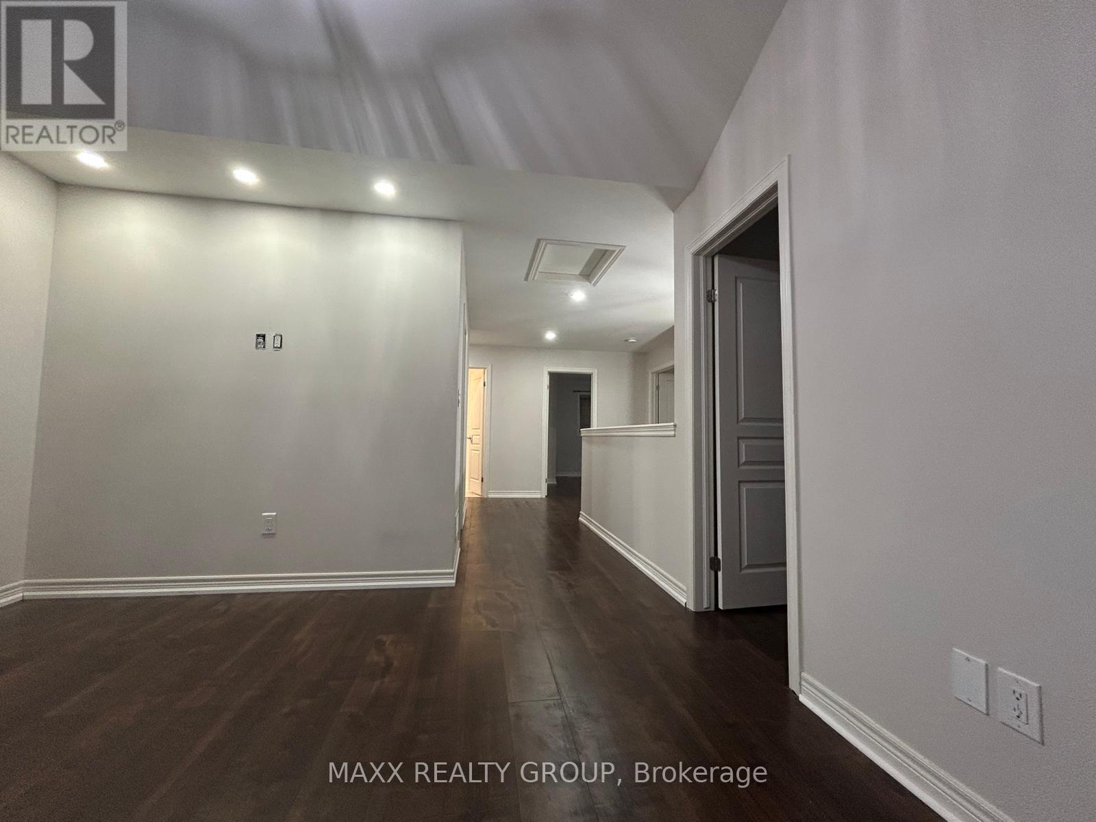 9334 Shoveller Drive, Niagara Falls, Ontario  L2H 0M3 - Photo 22 - X12499628