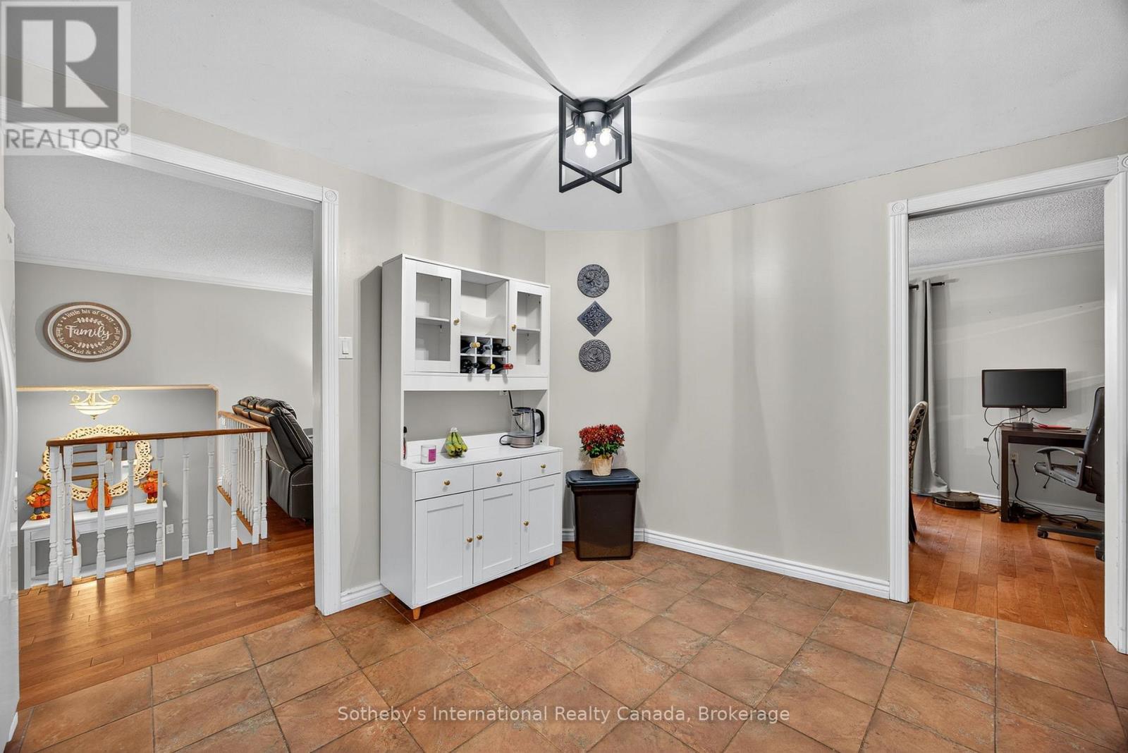 17 Coles Street, Barrie (Sunnidale), Ontario  L4N 5W8 - Photo 23 - S12499684