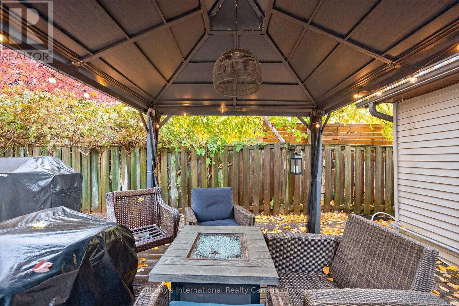 17 Coles Street, Barrie (Sunnidale), Ontario  L4N 5W8 - Photo 43 - S12499684