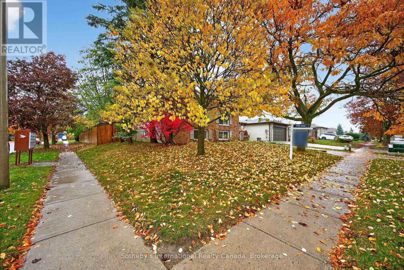 17 Coles Street, Barrie (Sunnidale), Ontario  L4N 5W8 - Photo 6 - S12499684