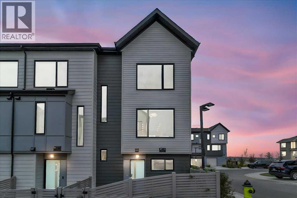 203 Evanscrest Square Nw, Calgary, Alberta  T3P 1S2 - Photo 3 - A2262510