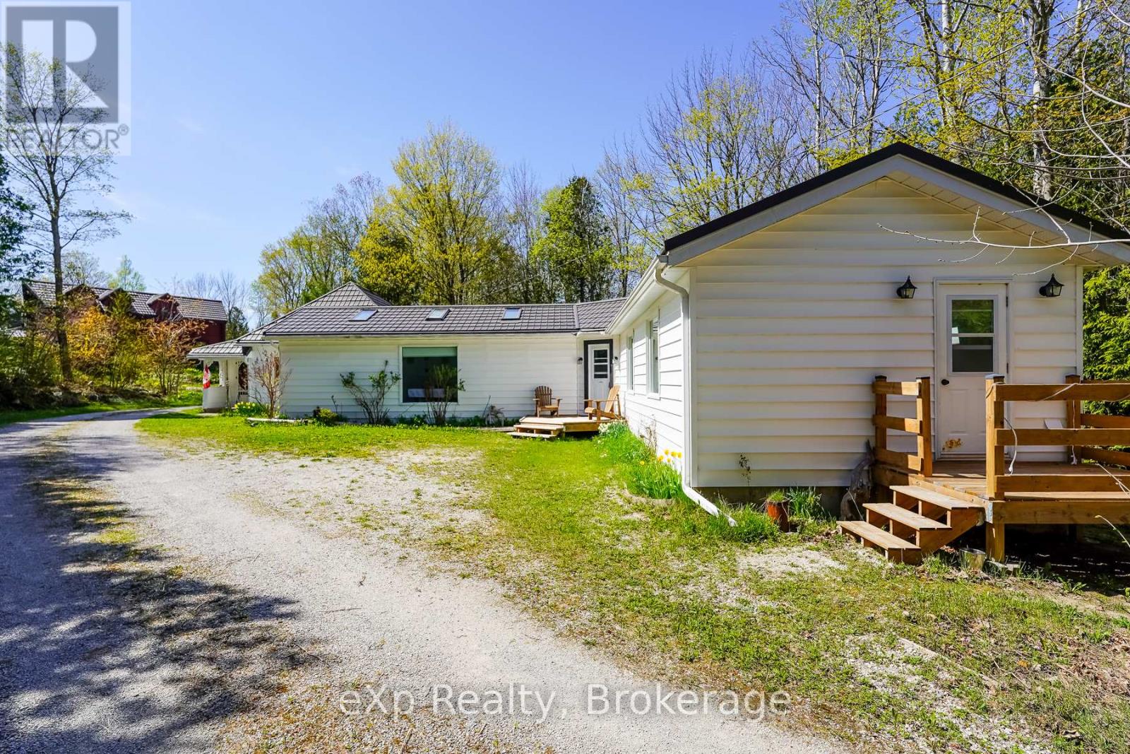 1483 Highway 6, South Bruce Peninsula, Ontario  N0H 2T0 - Photo 31 - X12499686