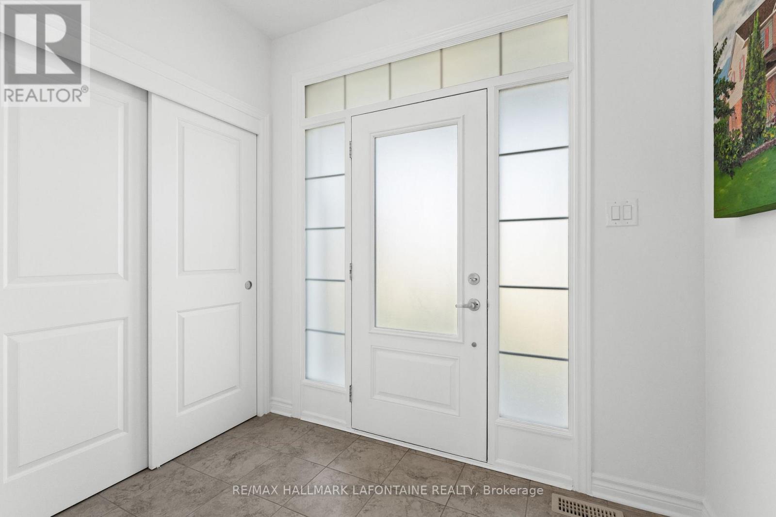 359 Hepatica Way, Ottawa, Ontario  K4A 0Z1 - Photo 4 - X12499658