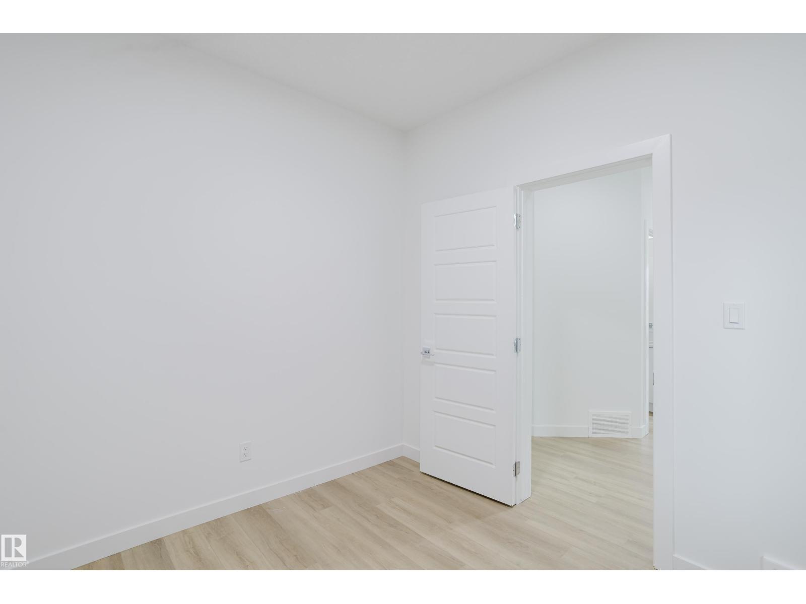 142 Mitchell Bn, Leduc, Alberta  T9E 1T5 - Photo 7 - E4464388