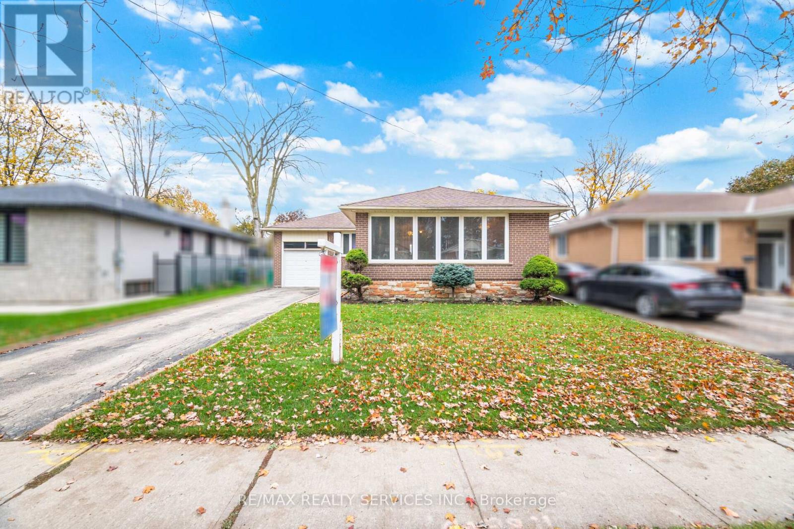 41 Kimbark Drive, Brampton, Ontario  L6X 2A3 - Photo 7 - W12498844