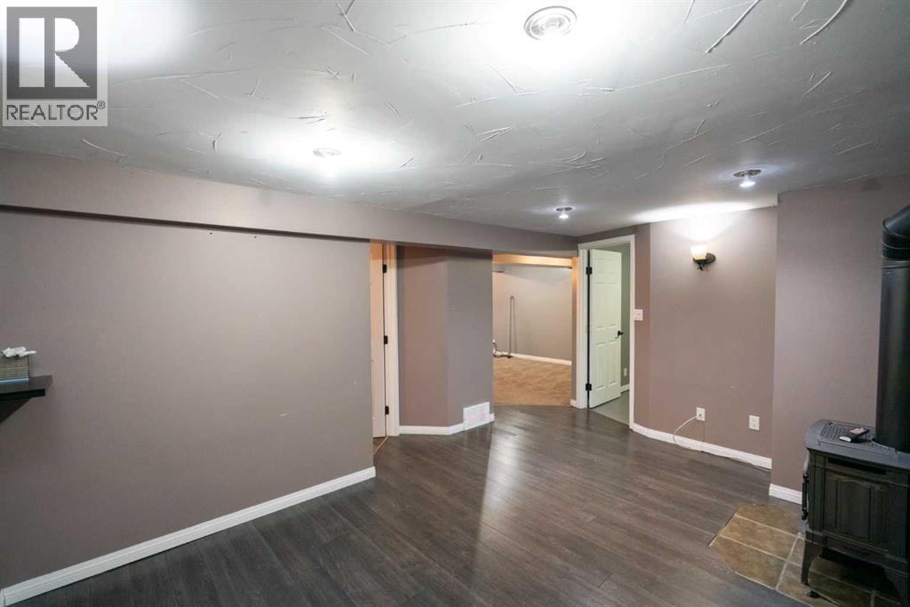 5218 45 Street, Camrose, Alberta  T4V 1E9 - Photo 15 - A2266343