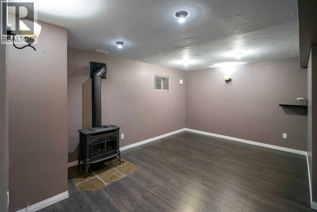 5218 45 Street, Camrose, Alberta  T4V 1E9 - Photo 14 - A2266343