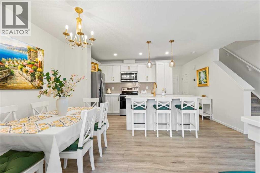 602 Osborne Drive Sw, Airdrie, Alberta  T4B 5G6 - Photo 3 - A2264984