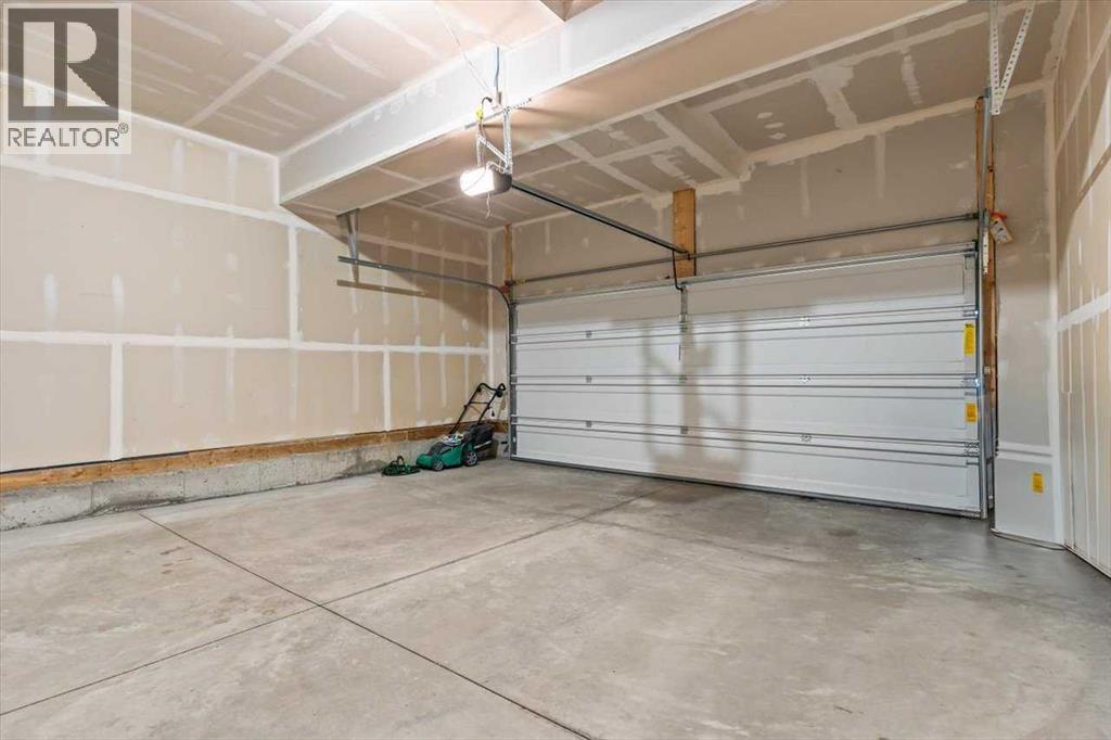 602 Osborne Drive Sw, Airdrie, Alberta  T4B 5G6 - Photo 35 - A2264984