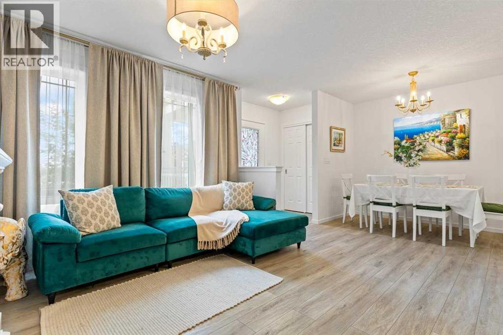 602 Osborne Drive Sw, Airdrie, Alberta  T4B 5G6 - Photo 7 - A2264984