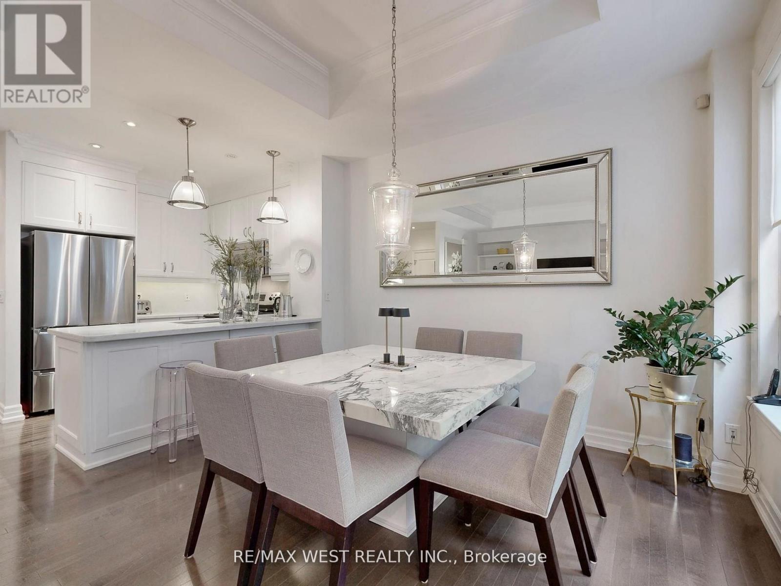 Th 14 - 20 Burkebrook Place, Toronto, Ontario  M4G 0A1 - Photo 11 - C12499718