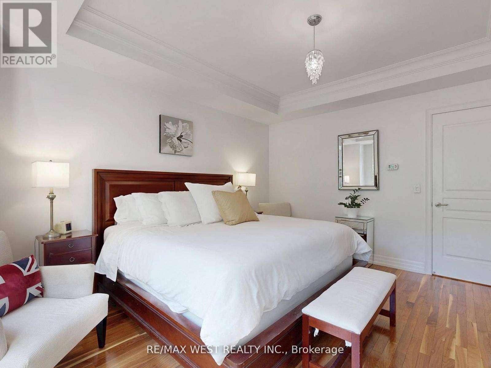 Th 14 - 20 Burkebrook Place, Toronto, Ontario  M4G 0A1 - Photo 18 - C12499718