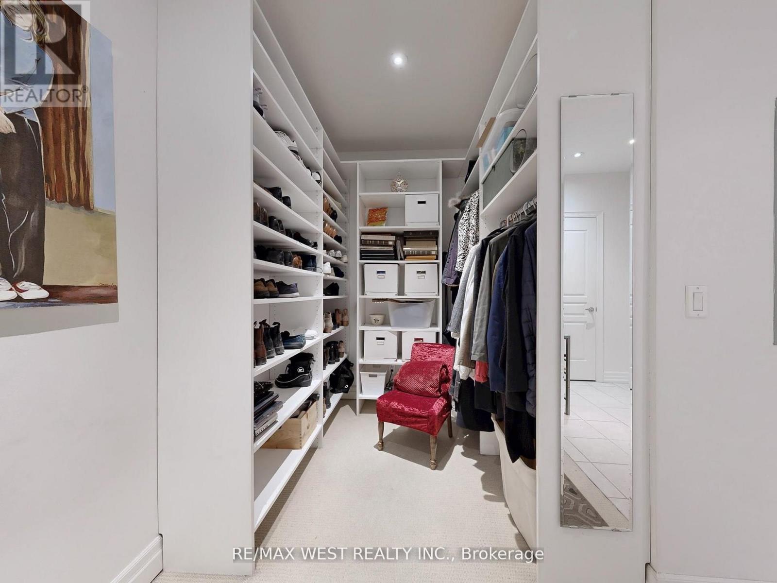 Th 14 - 20 Burkebrook Place, Toronto, Ontario  M4G 0A1 - Photo 31 - C12499718