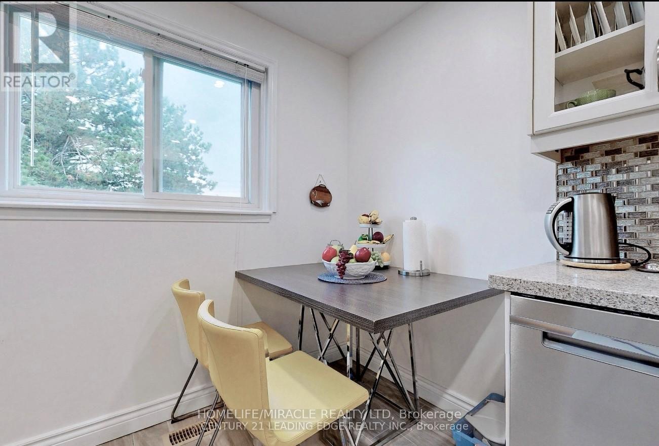 28 Scotney Grove, Toronto, Ontario  M1B 2S4 - Photo 14 - E12499704