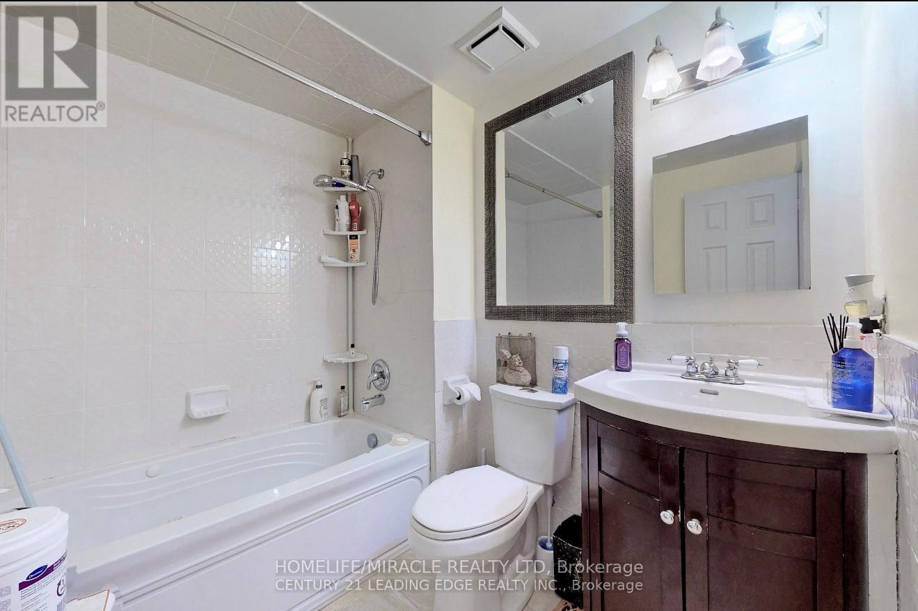 28 Scotney Grove, Toronto, Ontario  M1B 2S4 - Photo 15 - E12499704