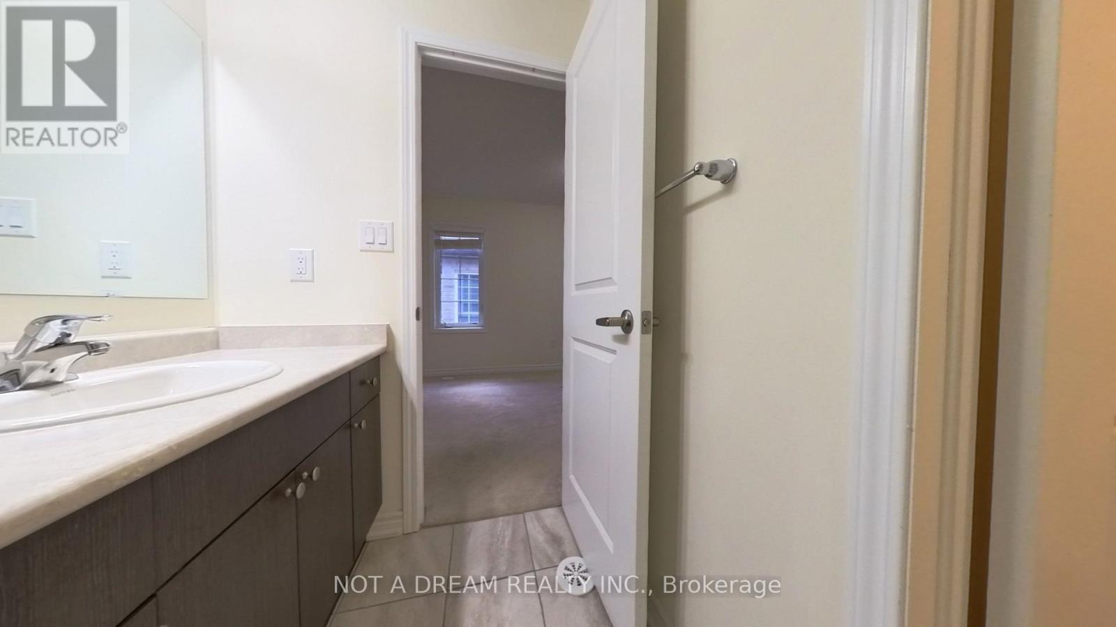 11 Bluegill Crescent, Whitby, Ontario  L1P 0E4 - Photo 33 - E12499714