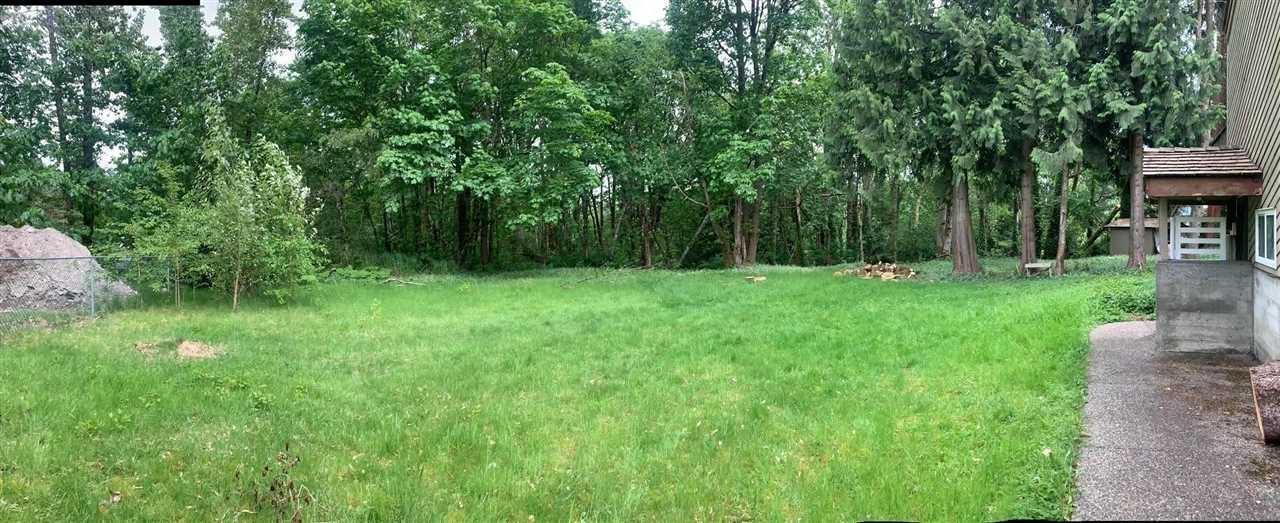 10610 Salisbury Drive, Surrey, British Columbia  V4N 1N1 - Photo 3 - R3063807