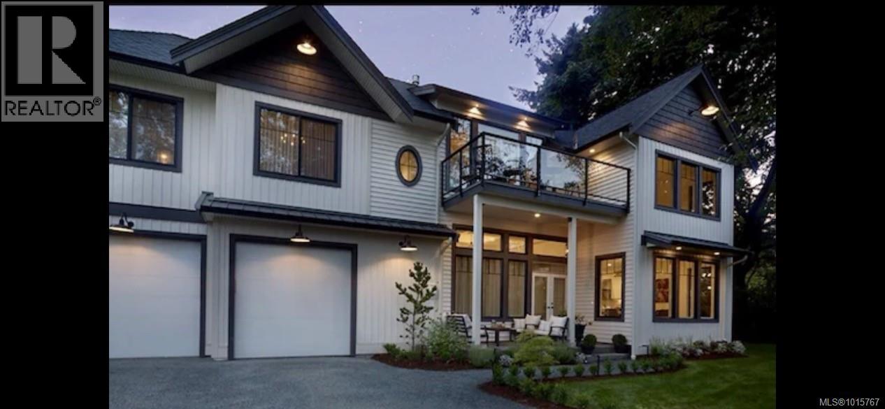 3943 Dillman Rd, Campbell River, British Columbia