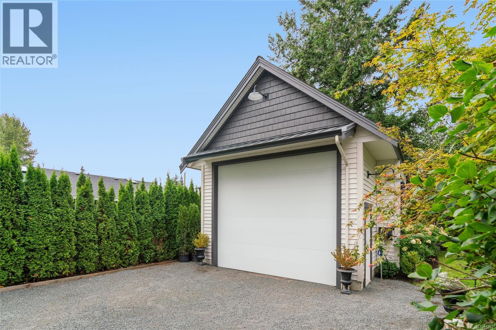 3943 Dillman Rd, Campbell River, British Columbia  V9H 1H5 - Photo 61 - 1015767