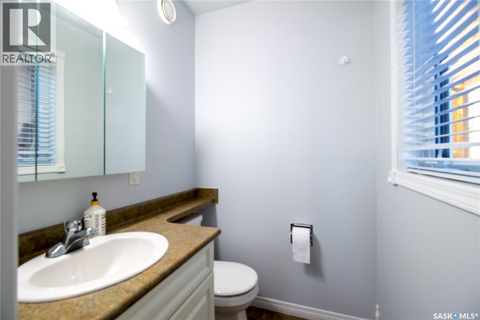 322 7th Street, Humboldt, Saskatchewan  S0K 2A0 - Photo 13 - SK022175