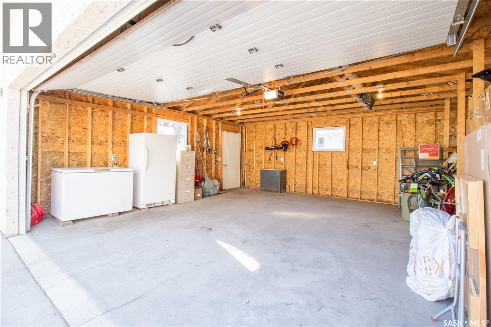 322 7th Street, Humboldt, Saskatchewan  S0K 2A0 - Photo 31 - SK022175