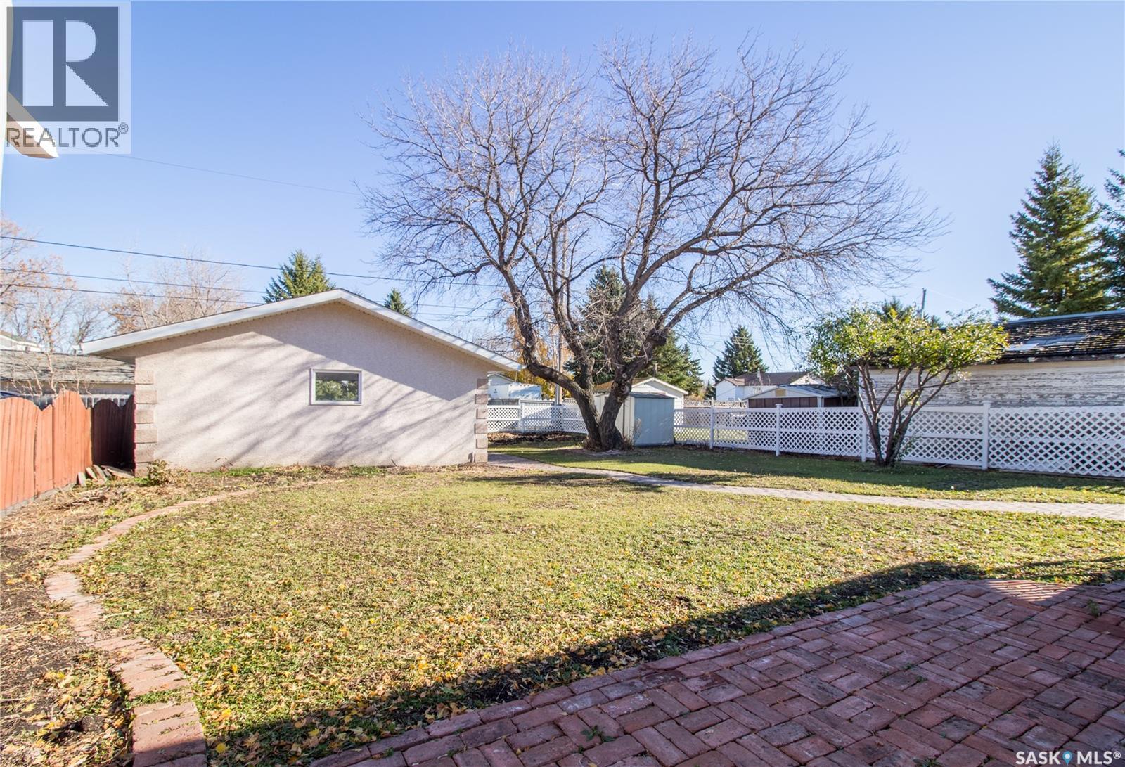 322 7th Street, Humboldt, Saskatchewan  S0K 2A0 - Photo 35 - SK022175