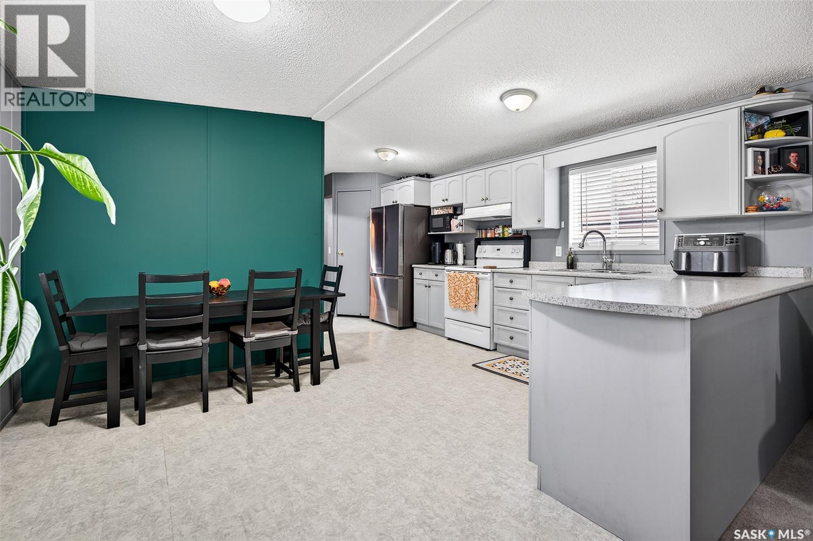 F5 1295 9th Avenue Ne, Moose Jaw, Saskatchewan  S6J 1C6 - Photo 13 - SK022160