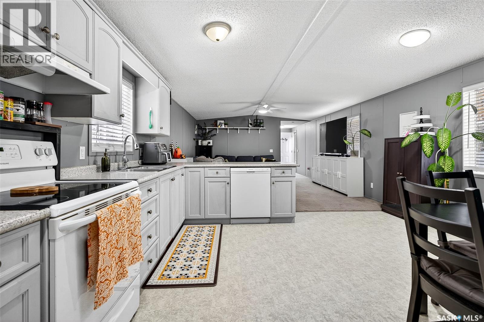 F5 1295 9th Avenue Ne, Moose Jaw, Saskatchewan  S6J 1C6 - Photo 20 - SK022160