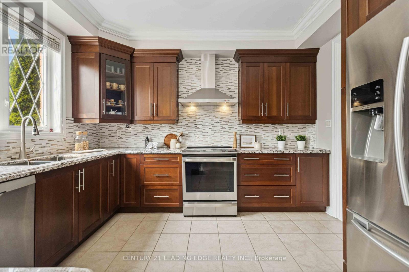 83 Joseph Street, Uxbridge, Ontario  L9P 1Z5 - Photo 9 - N12465206