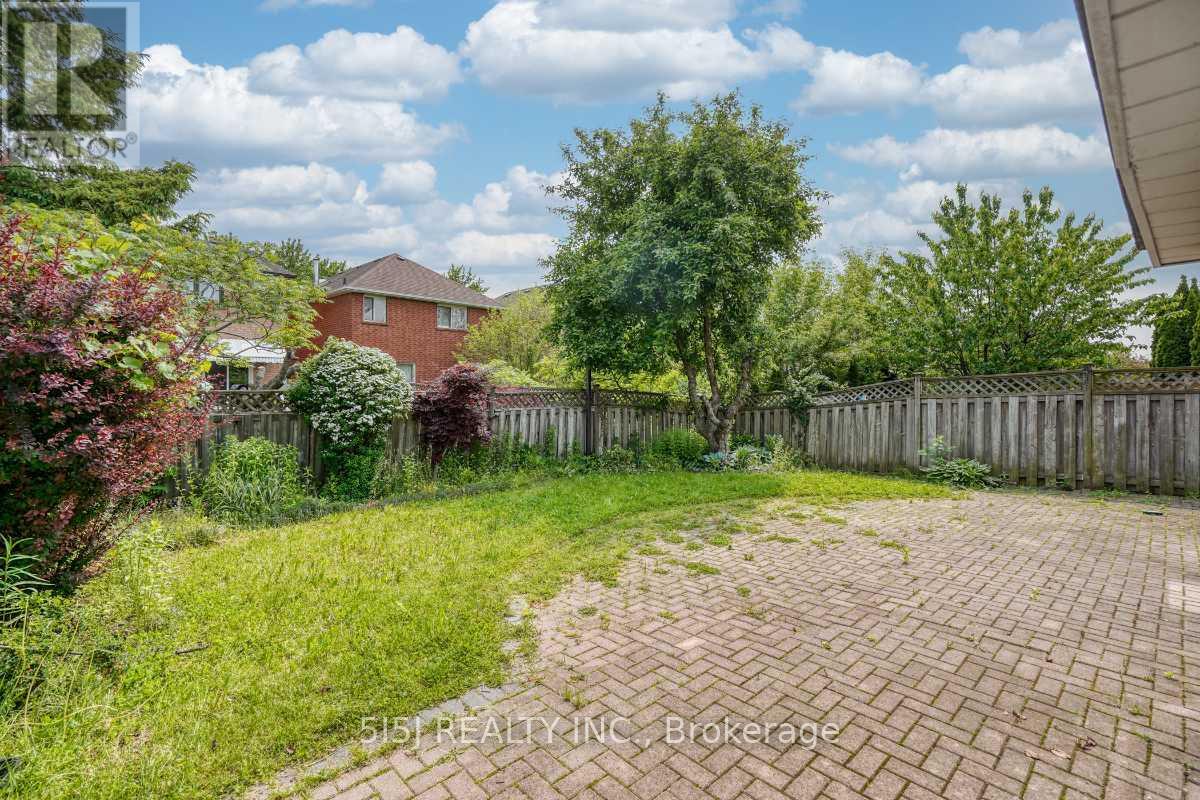 4679 Owl Circle, Mississauga, Ontario  L4Z 2W8 - Photo 19 - W12451905