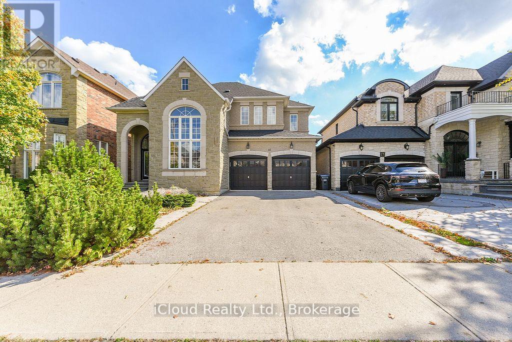 15 Cooperage Street, Brampton, Ontario  L6Y 5J2 - Photo 2 - W12499660