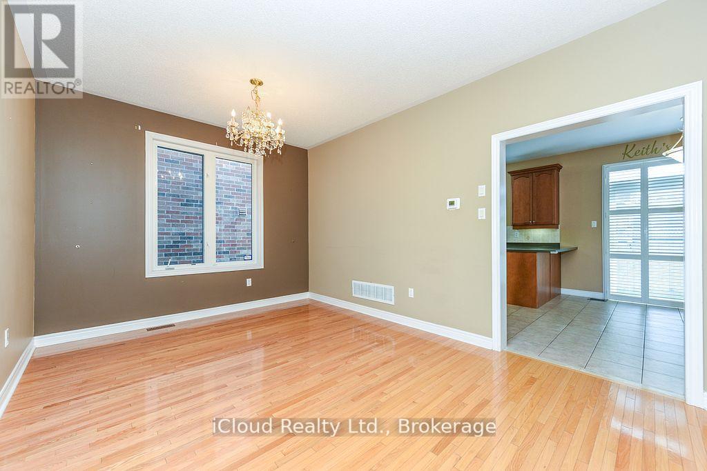 15 Cooperage Street, Brampton, Ontario  L6Y 5J2 - Photo 9 - W12499660