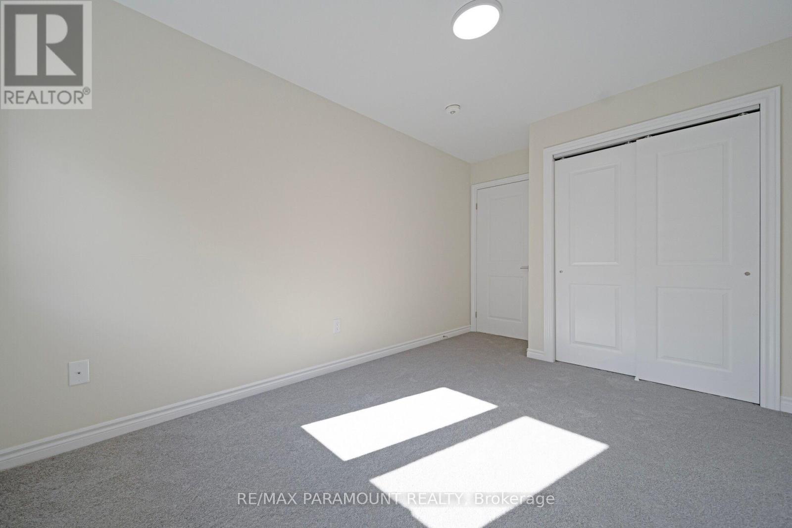 37 - 1575 South Parade Court, Mississauga, Ontario  L5M 6E9 - Photo 28 - W12499680