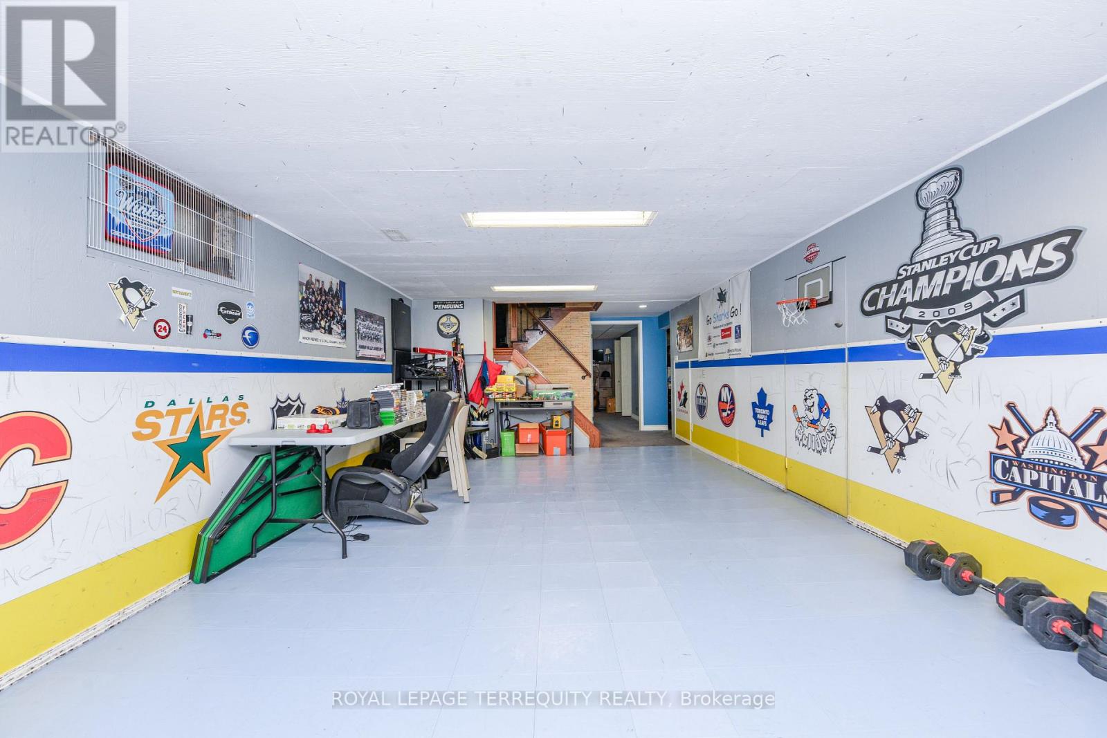 20 Hallow Crescent N, Toronto (Rexdale-Kipling), Ontario  M9W 2V9 - Photo 14 - W12499696