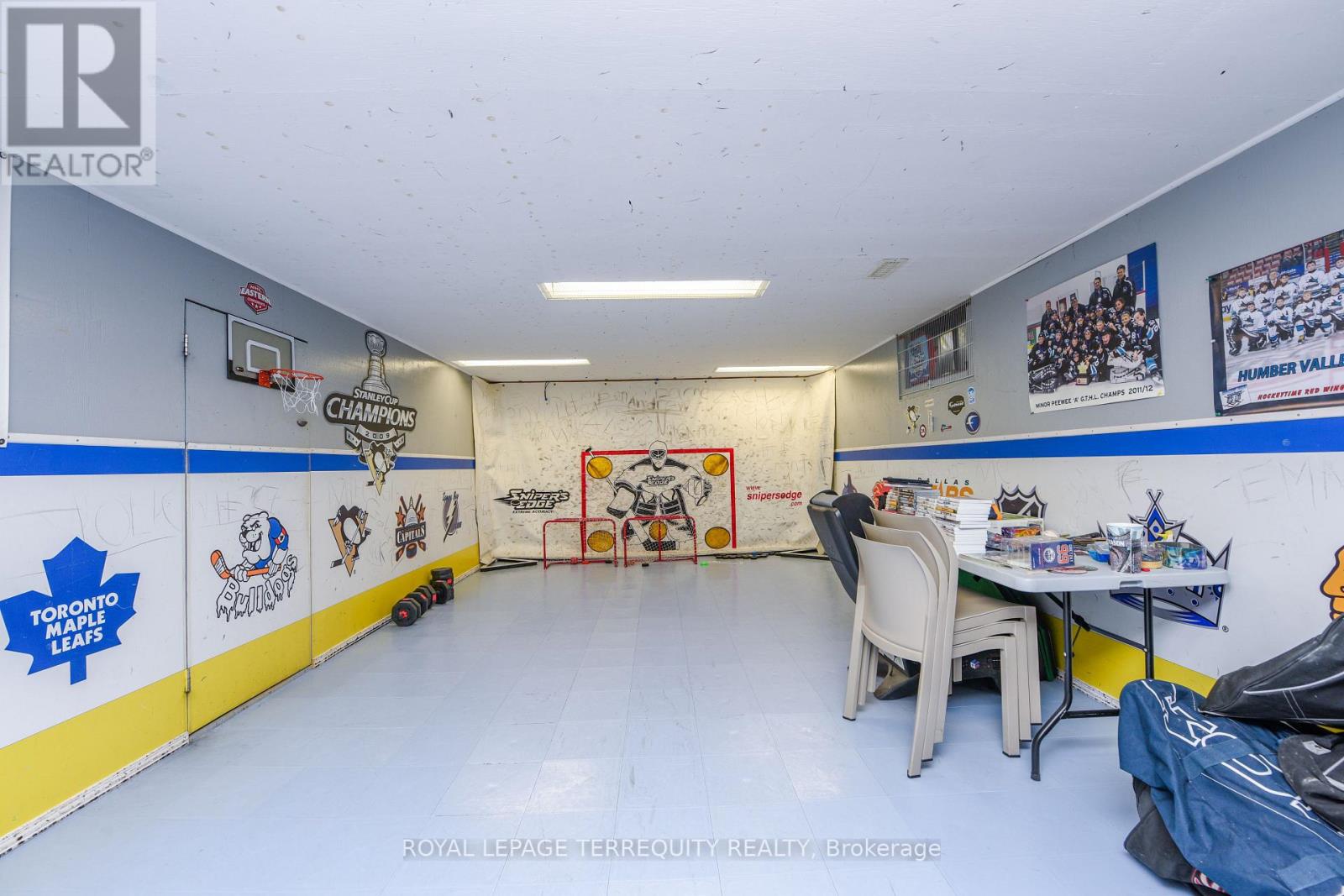 20 Hallow Crescent N, Toronto (Rexdale-Kipling), Ontario  M9W 2V9 - Photo 15 - W12499696