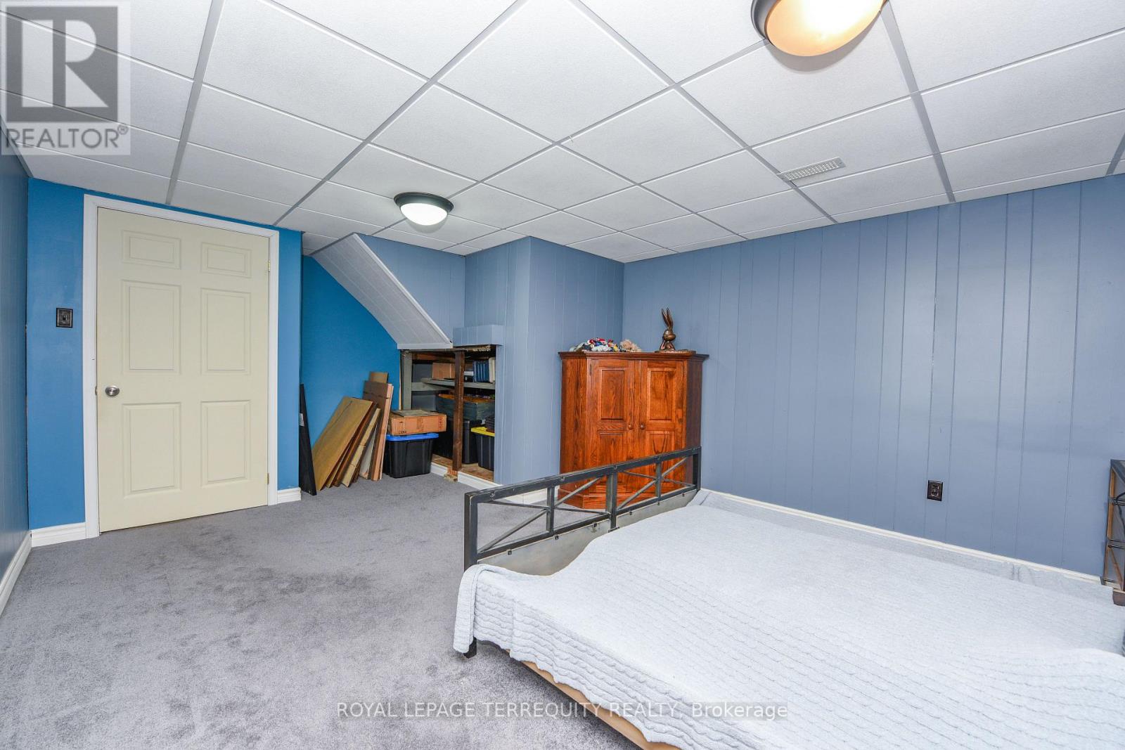 20 Hallow Crescent N, Toronto (Rexdale-Kipling), Ontario  M9W 2V9 - Photo 18 - W12499696