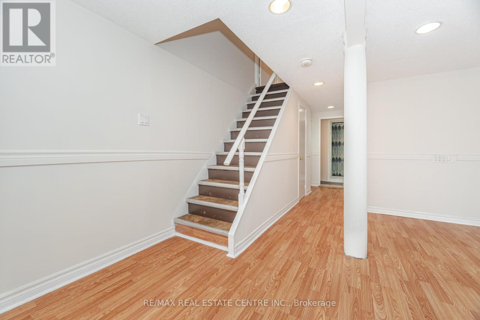 51 Crawford Drive, Brampton, Ontario  L6V 2C6 - Photo 25 - W12499700