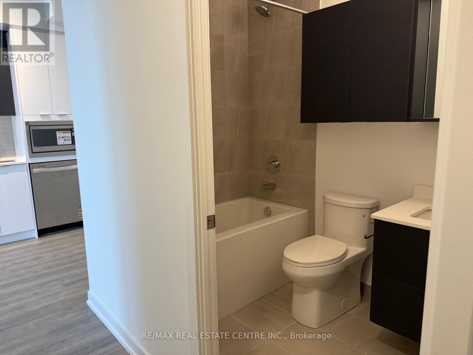 2412 - 5105 Hurontario Street S, Mississauga, Ontario  L4Z 0C9 - Photo 4 - W12499706