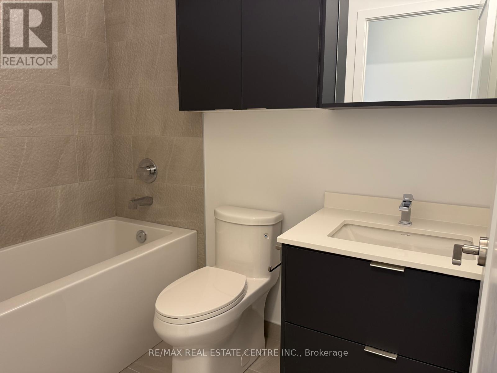 2412 - 5105 Hurontario Street S, Mississauga, Ontario  L4Z 0C9 - Photo 5 - W12499706