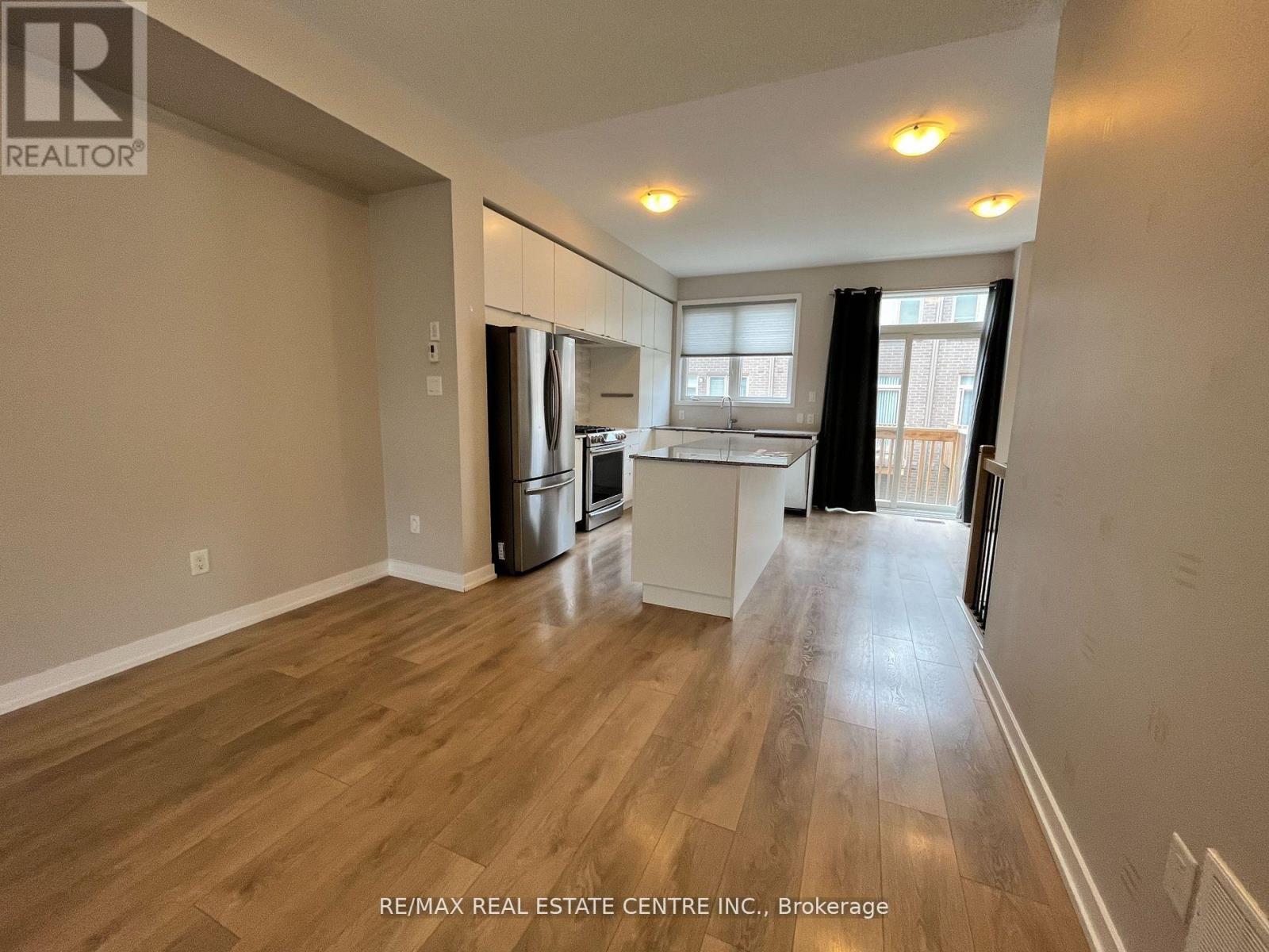 171 Sabina Drive, Oakville, Ontario  L6H 7C3 - Photo 6 - W12499722