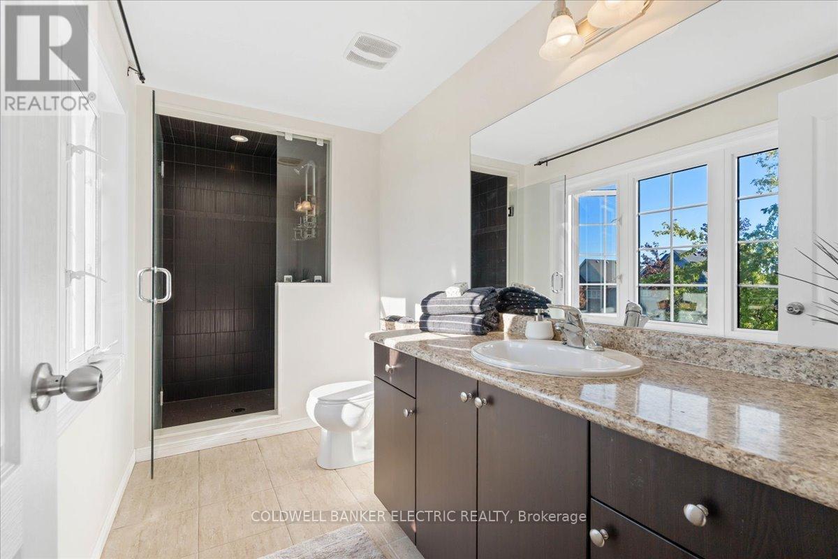 432 Florence Drive, Peterborough (Monaghan Ward 2), Ontario  K9J 0H9 - Photo 16 - X12499752