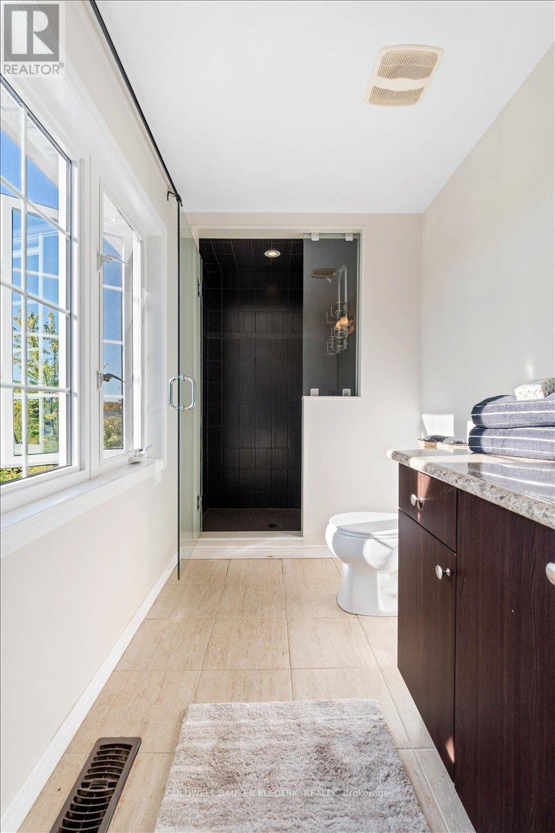 432 Florence Drive, Peterborough (Monaghan Ward 2), Ontario  K9J 0H9 - Photo 17 - X12499752